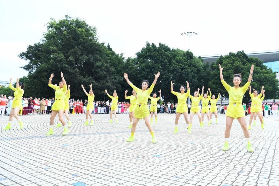 img, 我们举办这